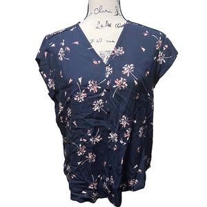 EUC Liz Claiborne Floral Blouse